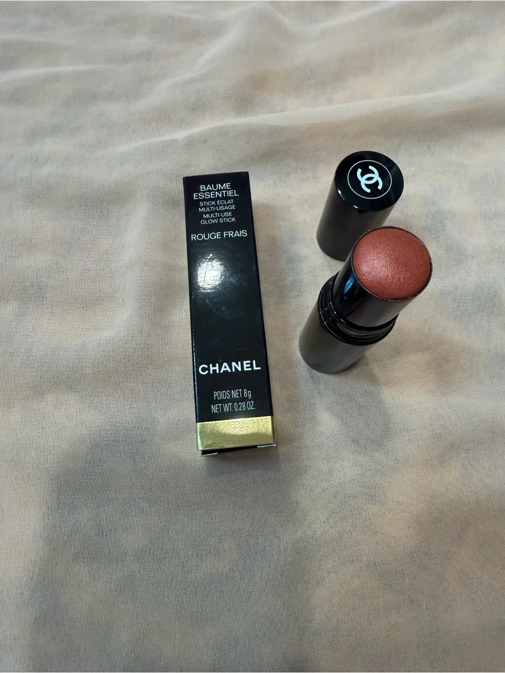 CHANEL Baume Essentiel Multi-Use Glow Stick - Rouge Frais